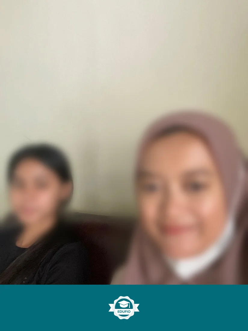 Tutor Edufio mendampingi siswa di kelas les akuntansi Jogja