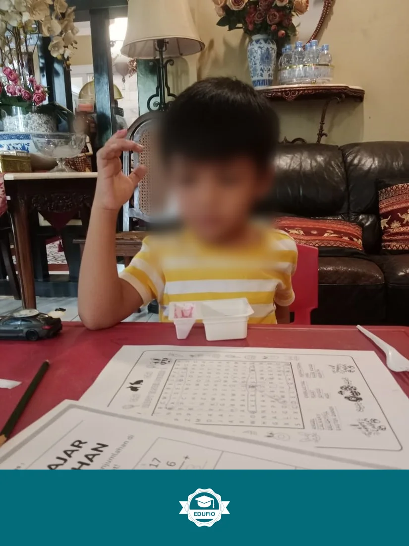 Siswa mengikuti les anak Bantul bersama tutor Edufio