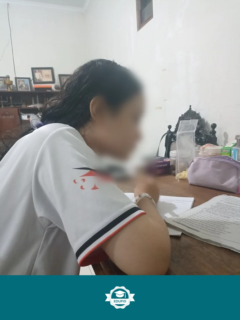 Dari ruang kelas les bahasa inggris Bantul Edufio