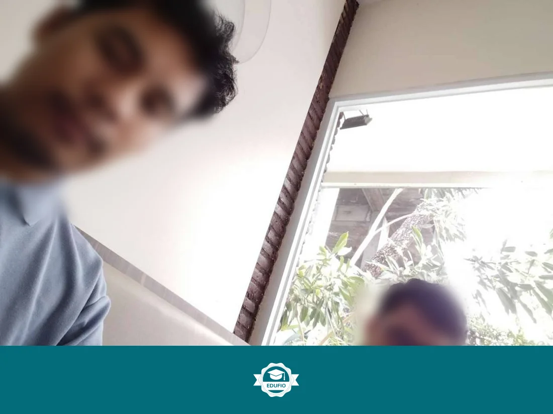 Momen sesi kursus pemrograman Jogja sedang berlangsung