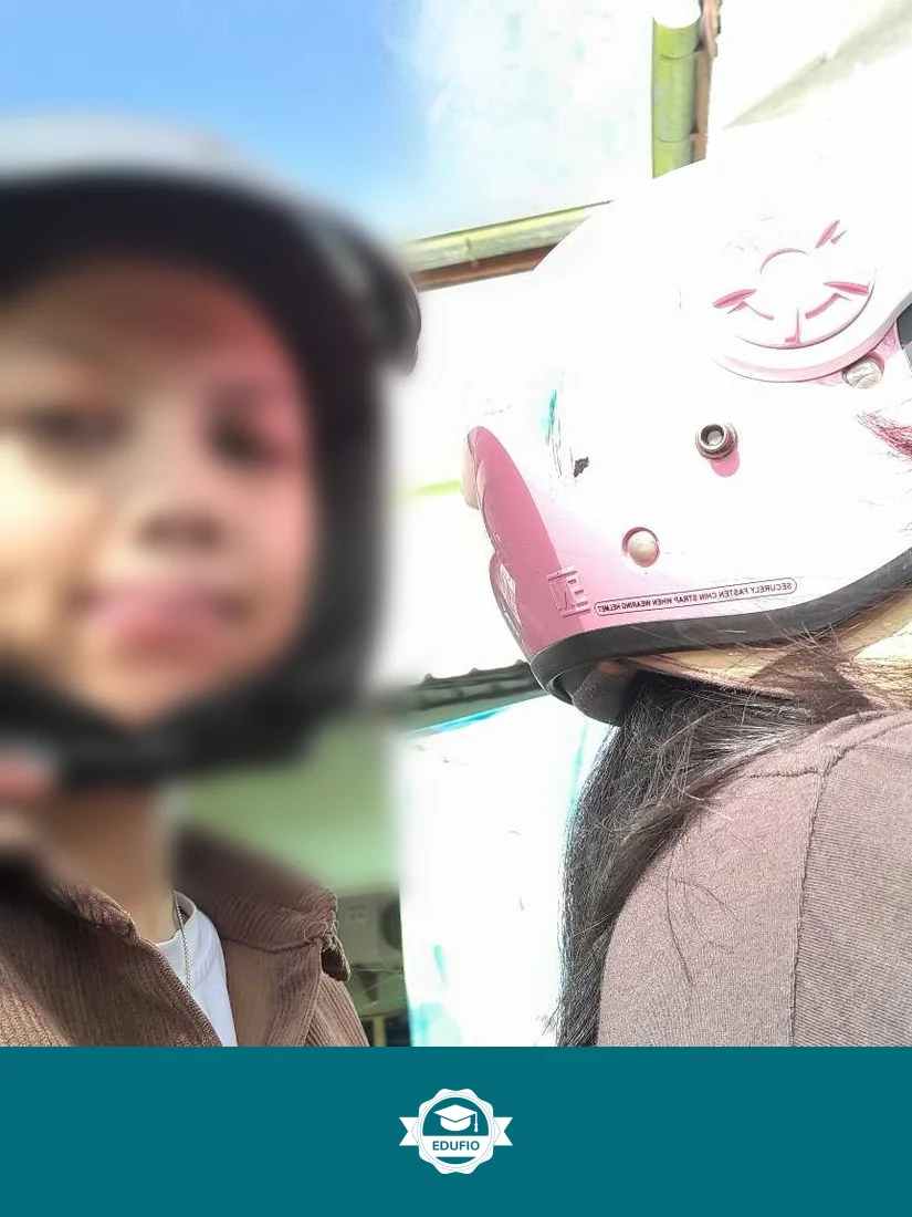 Siswa mengikuti kursus mengendarai motor Jogja bersama instruktur Edufio