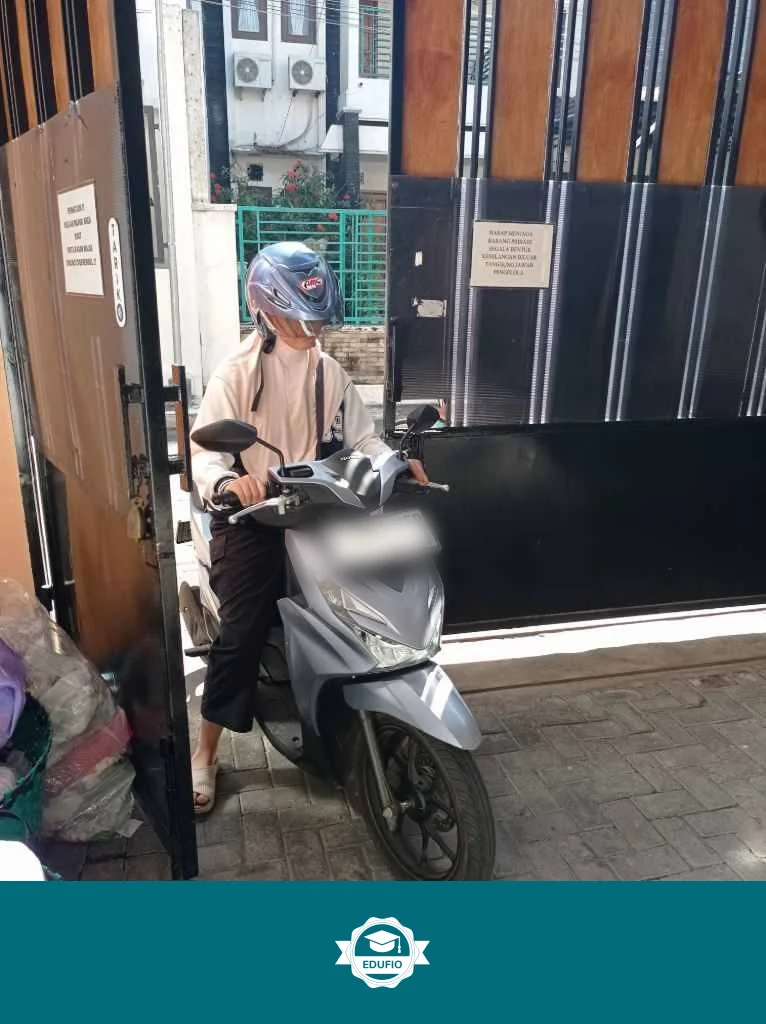 Dari ruang kelas kursus mengendarai motor Jogja Edufio