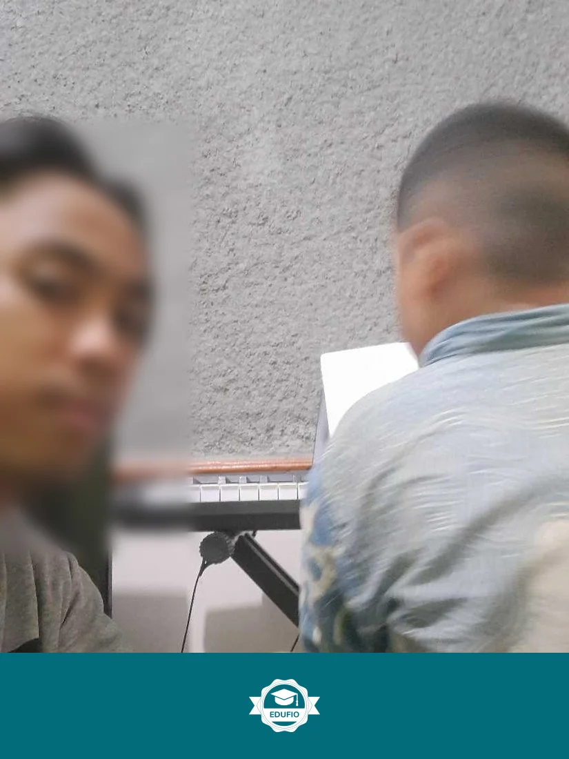Siswa mengikuti les musik Jogja bersama tutor Edufio