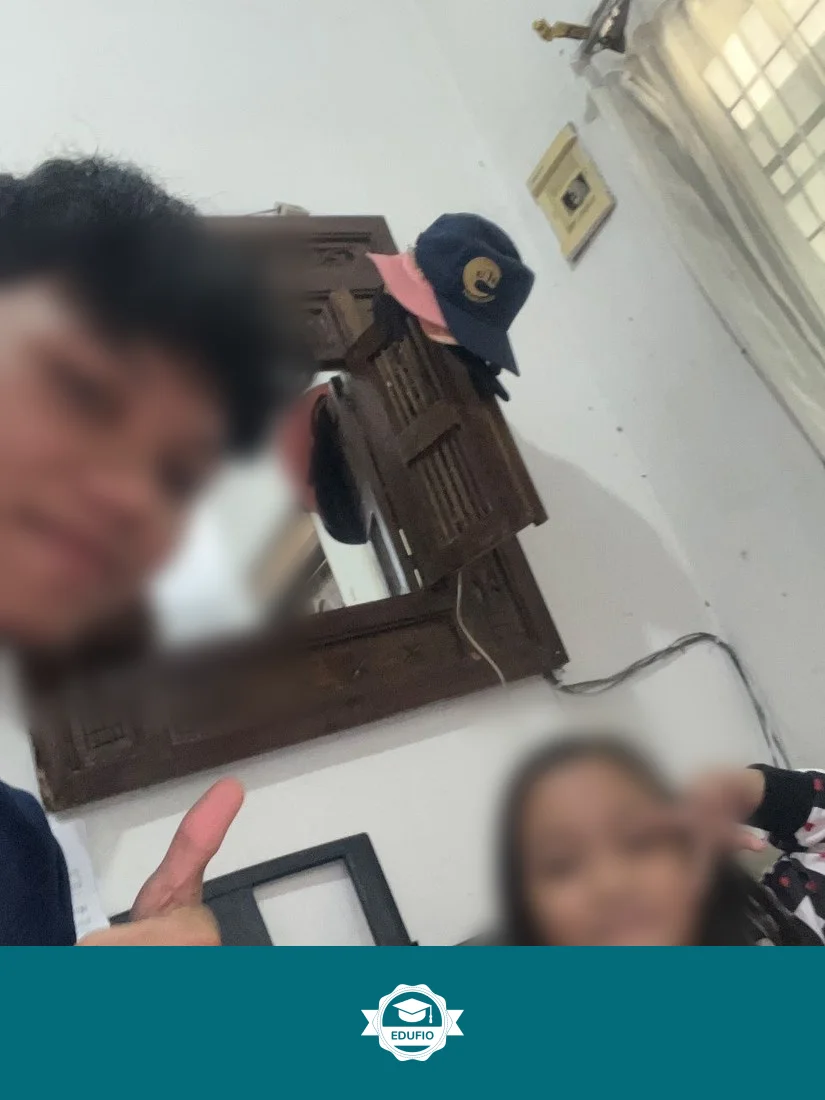 Galeri kelas les musik Jogja: siswa bersama tutor Edufio