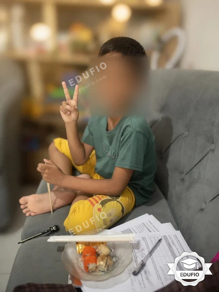 Siswa mengikuti les SD Jogja bersama tutor Edufio