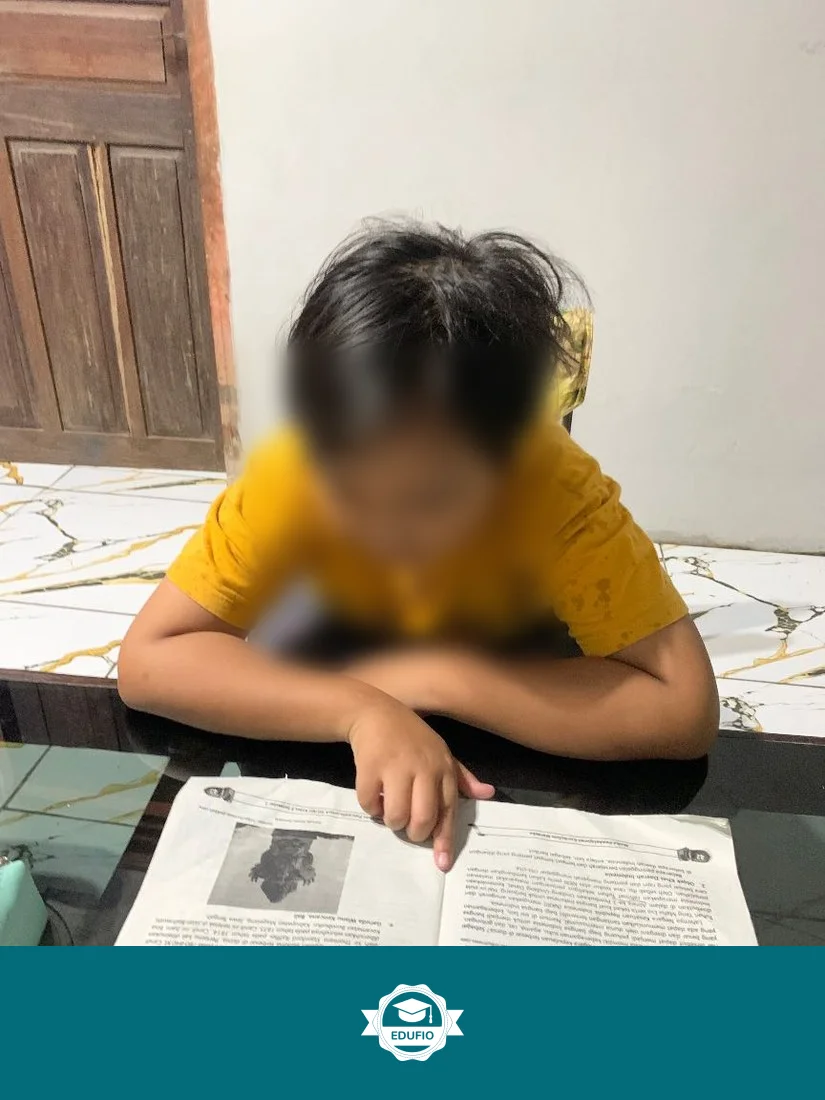Momen sesi les SD Bantul sedang berlangsung