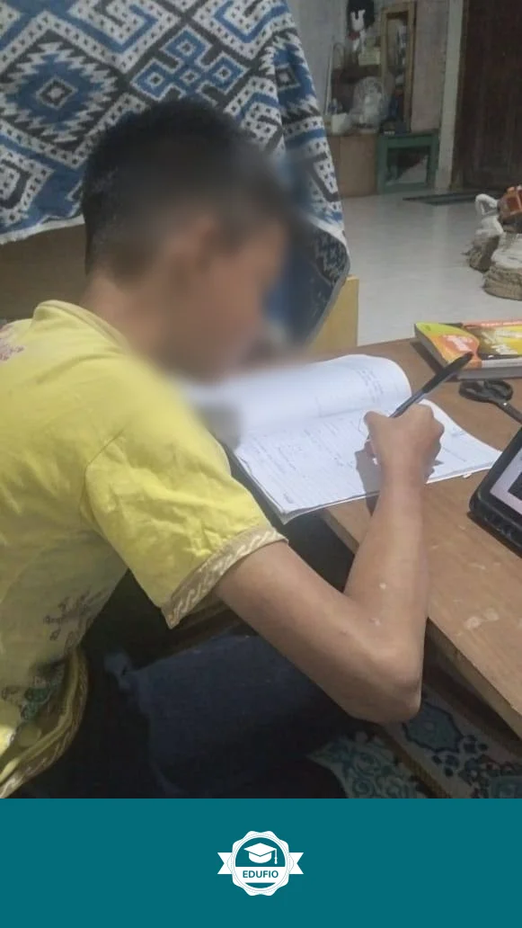 Dari ruang kelas les SMP Jogja Edufio
