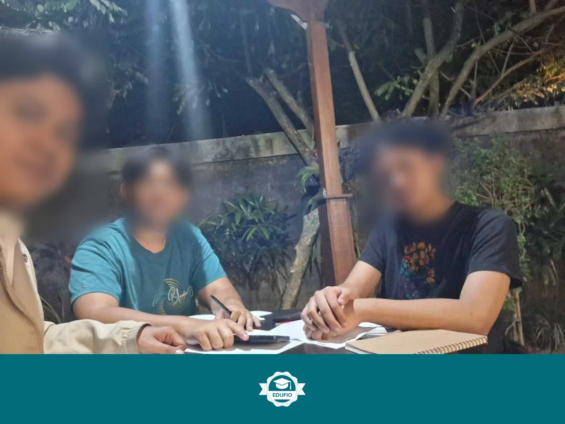 Dari ruang kelas les TOEFL Bantul Edufio