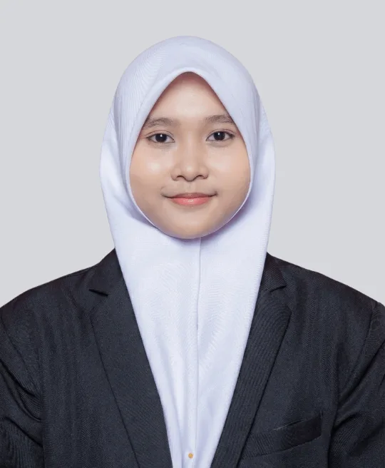 Triani A., Tahfidz — tutor les tahfidz Jogja Edufio