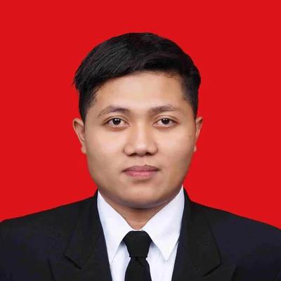 Tutor Edufio Adi Z., Ilmu Komunikasi Universitas Trunojoyo, mengajar di Mlati
