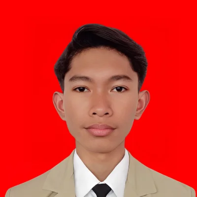 Tutor Edufio Aril K., Hukum UGM, mengajar di Pandak