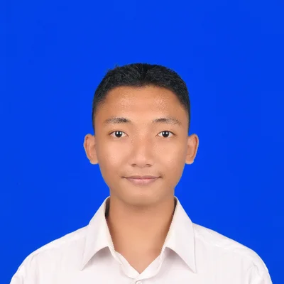 Tutor Edufio Bayu E., Teknik Pertambangan UPN Yogyakarta, mengajar di Kalasan