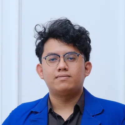 Tutor Edufio Daffa A., Pendidikan Bahasa Inggris UNY, mengajar di Depok
