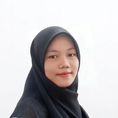 Tutor Edufio Dini A., Pendidikan Biologi UAD, mengajar di Bantul