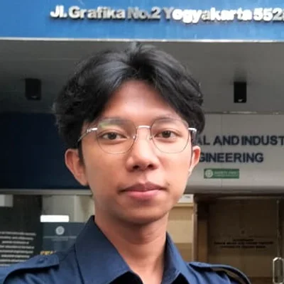 Tutor Edufio Farid A., Teknik Mesin UGM, mengajar di Depok
