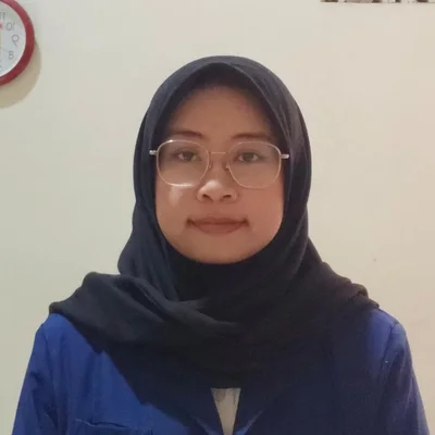 Tutor Edufio Hana, Pendidikan IPA UNY, mengajar di Banguntapan