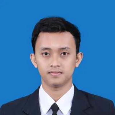 Tutor Edufio Huda M., Pendidikan Seni Musik UNY, mengajar di Condongcatur