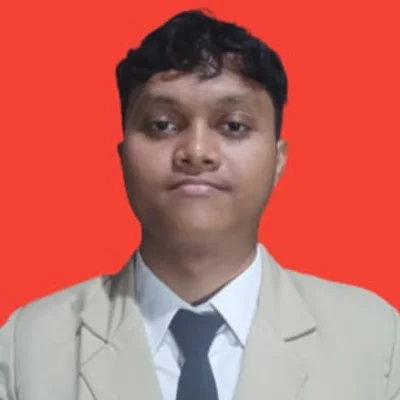 Tutor Edufio Ibnu A., Sastra Arab UGM, mengajar di Depok
