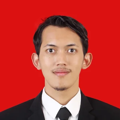 Tutor Edufio Iqbal M., Pendidikan Agama Islam UMY, mengajar di Piyungan
