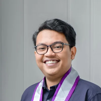 Tutor Edufio Jovi S., Teknik Informatika Universitas Katolik Soegijapranata, mengajar di Gamping