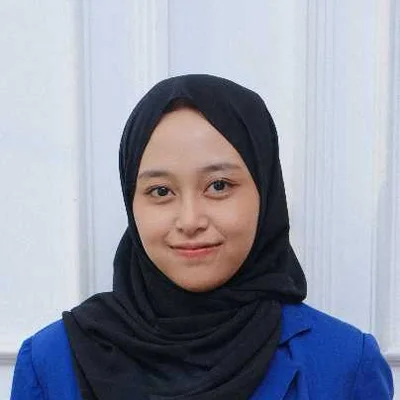 Tutor Edufio Lala W., Pendidikan Matematika UNY, mengajar di Depok