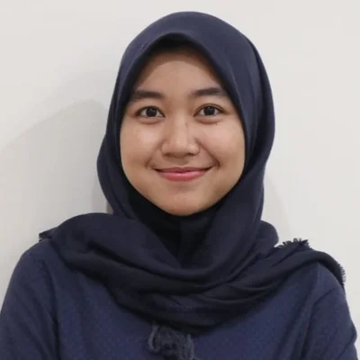 Tutor Edufio Nadia H., Kimia UGM, mengajar di Depok