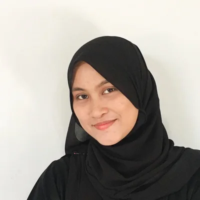 Tutor Edufio Nilam M., Ilmu Hukum UIN Sunan Kalijaga, mengajar di Kalasan