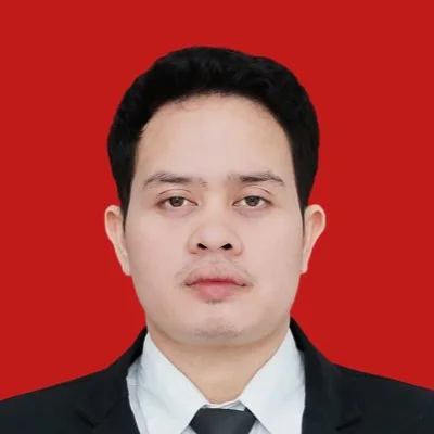Tutor Edufio Sahnan A., Sastra Inggris UIN Sunan Kalijaga, mengajar di Depok