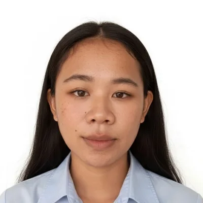 Tutor Edufio Sefia W., Sastra Inggris Bidang Minat Penerjemah Universitas Terbuka, mengajar di Mantrijeron
