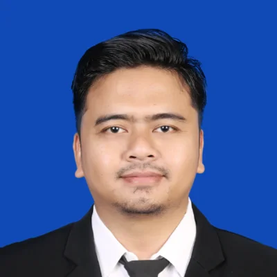 Tutor Edufio Toyib, Pendidikan Agama Islam Universitas Muhammadiyah Surakarta, mengajar di Sewon