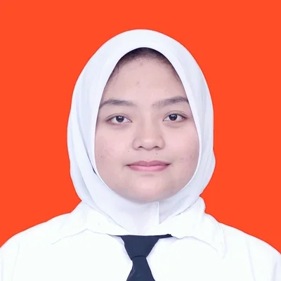 Tutor Edufio Zahra A., Teknik Elektronika UNY, mengajar di Gondokusuman